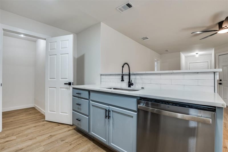 4129 Easter Avenue, Dallas TX 75216 - Photo 13