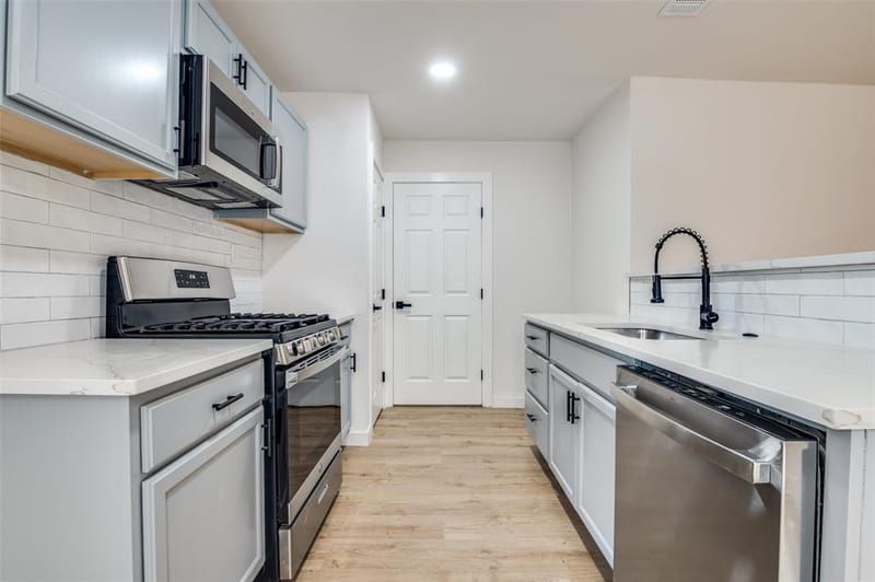 4129 Easter Avenue, Dallas TX 75216 - Photo 11