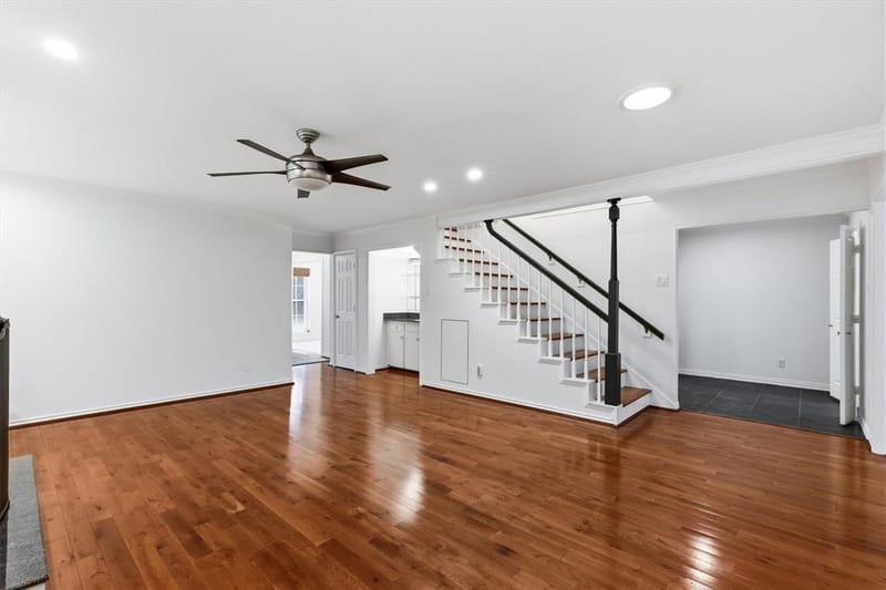 3741 Weeburn Drive, Dallas TX 75229 - Photo 29