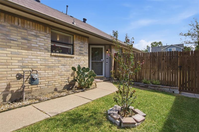 10117 Leatherwood Drive, Fort Worth TX 76108 - Photo 3