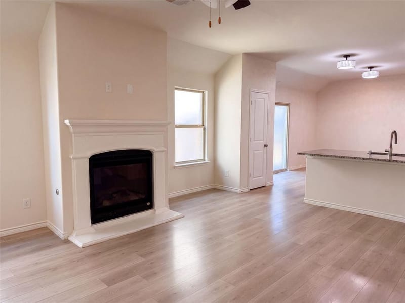 5558 Yarborough Drive, Forney TX 75126 - Photo 7