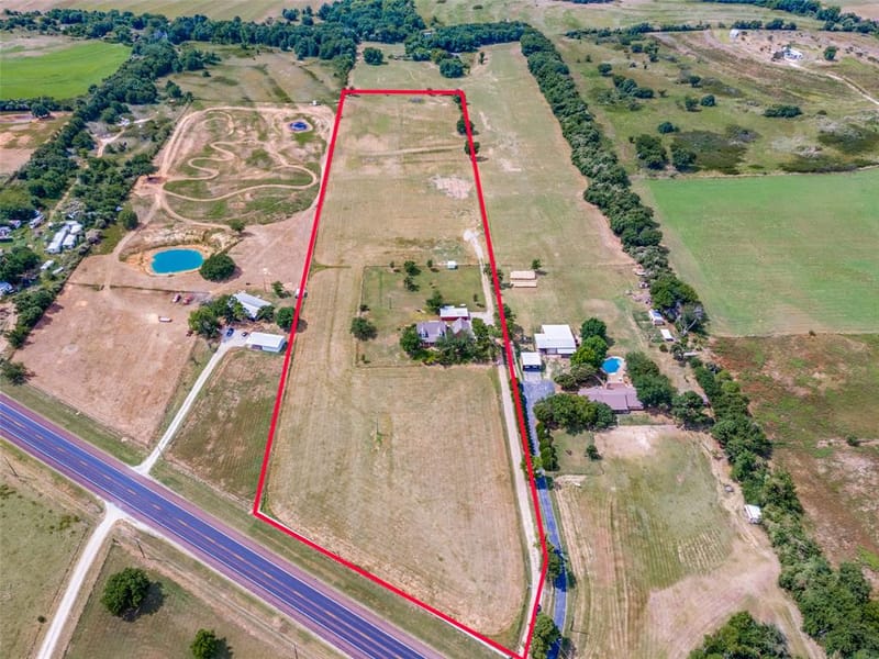 9879 W Highway 199, Poolville TX 76487 - Photo 15