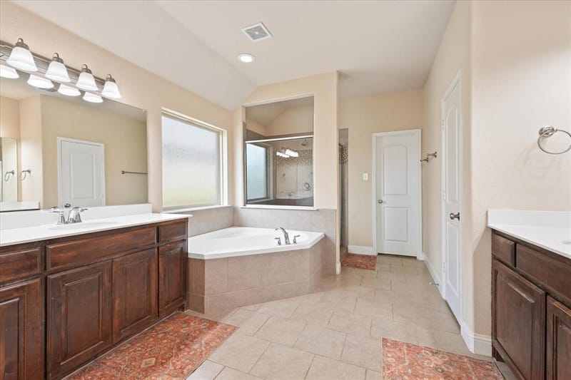 3501 Meadowtrail Lane, Denton TX 76207 - Photo 25