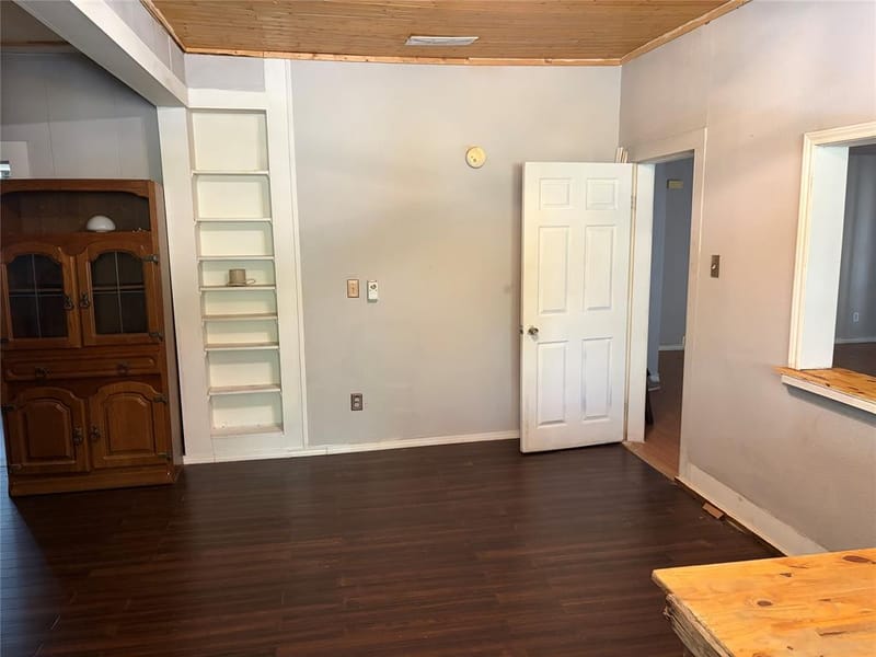 704 W Walcott Avenue, Comanche TX 76442 - Photo 13