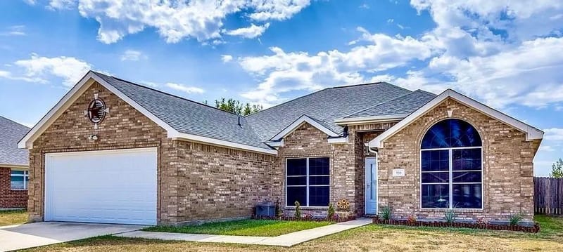 950 W Ash Street, Celina TX 75009 - Photo 2