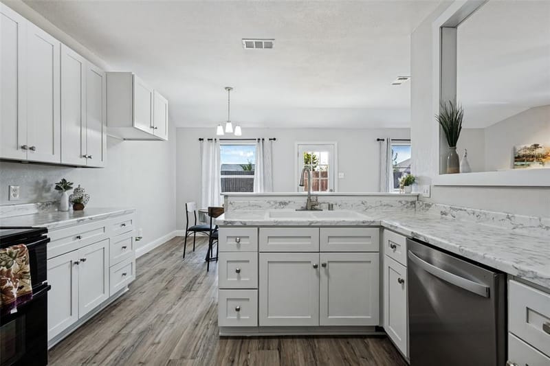 950 W Ash Street, Celina TX 75009 - Photo 12