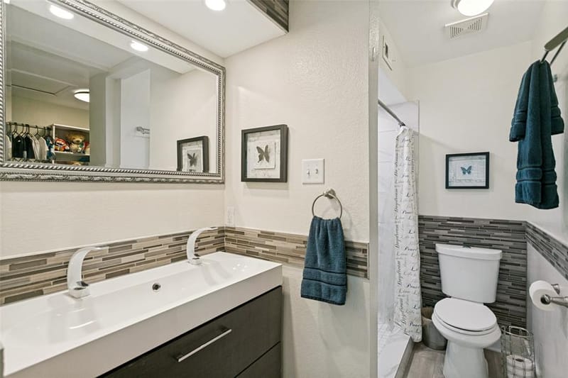 837 Summercreek Drive, Lewisville TX 75067 - Photo 16