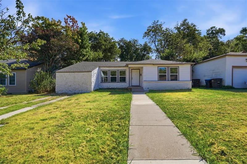 4601 Harwen Terrace, Fort Worth TX 76133 - Photo 2