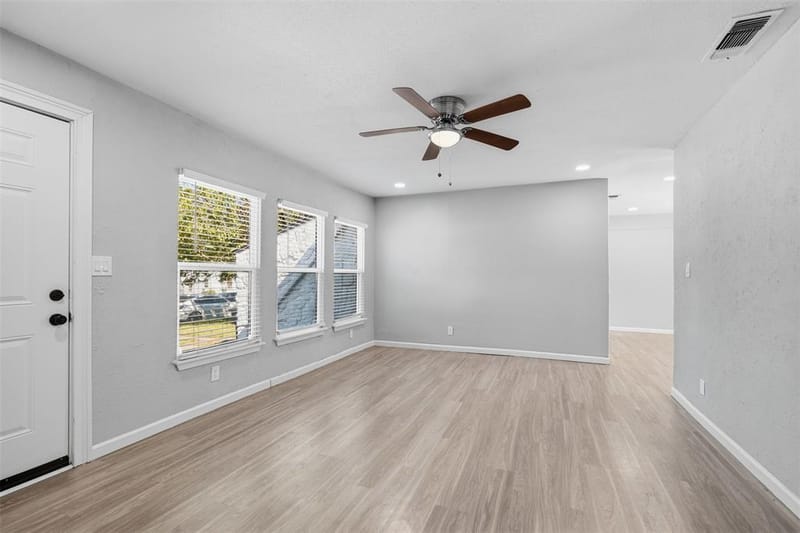 4601 Harwen Terrace, Fort Worth TX 76133 - Photo 6