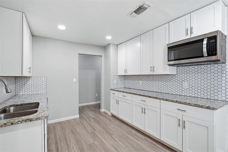 4601 Harwen Terrace, Fort Worth TX 76133 - Photo 10