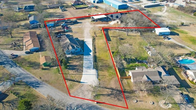 920 Oil Mill Road, Van Alstyne TX 75495