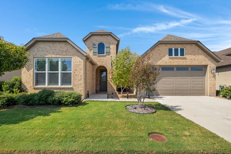 9812 Stonefield Way, Denton TX 76207