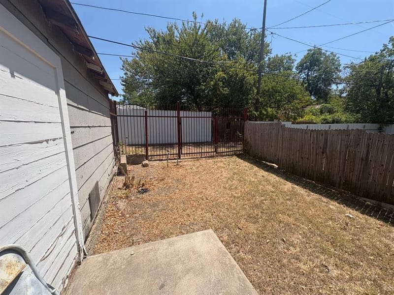 2514 Michigan Avenue, Dallas TX 75216 - Photo 6