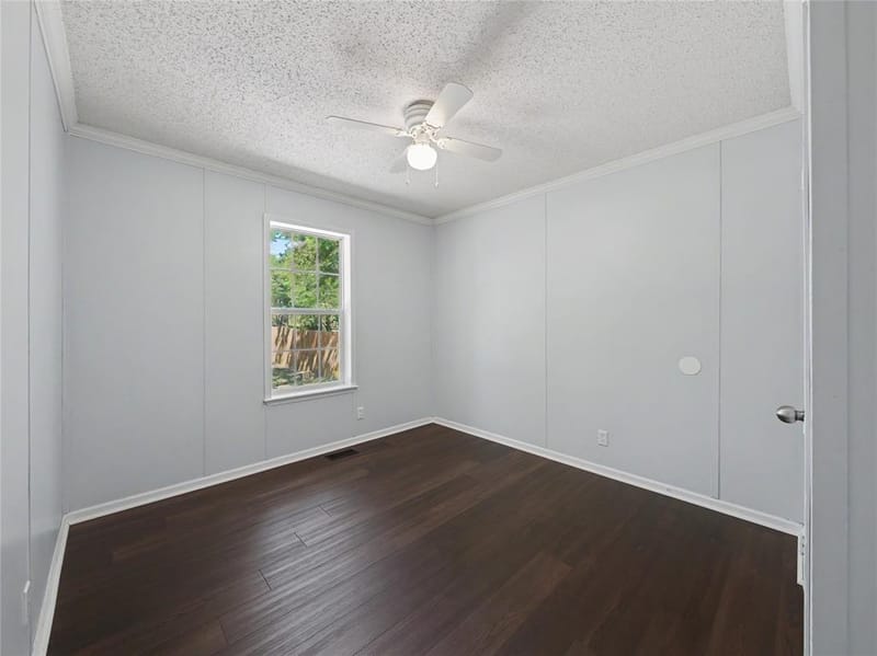 109 Summers Circle, Azle TX 76020 - Photo 17