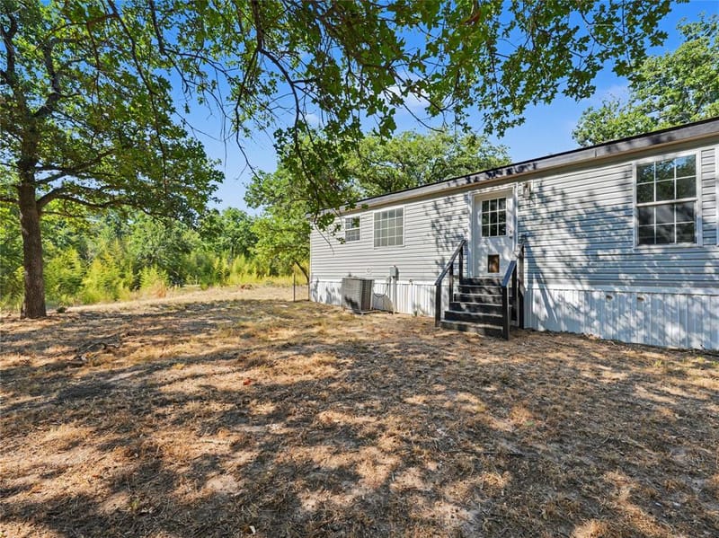 109 Summers Circle, Azle TX 76020 - Photo 30