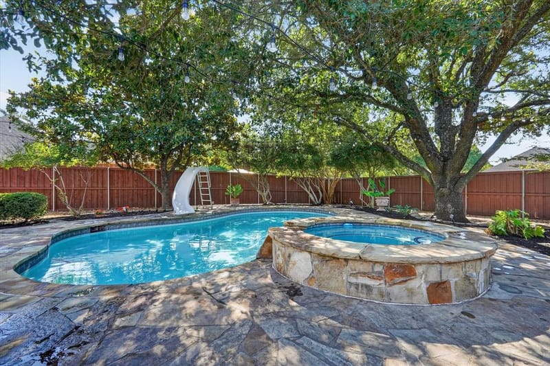 106 Hummingbird Lane, Ovilla TX 75154 - Photo 32