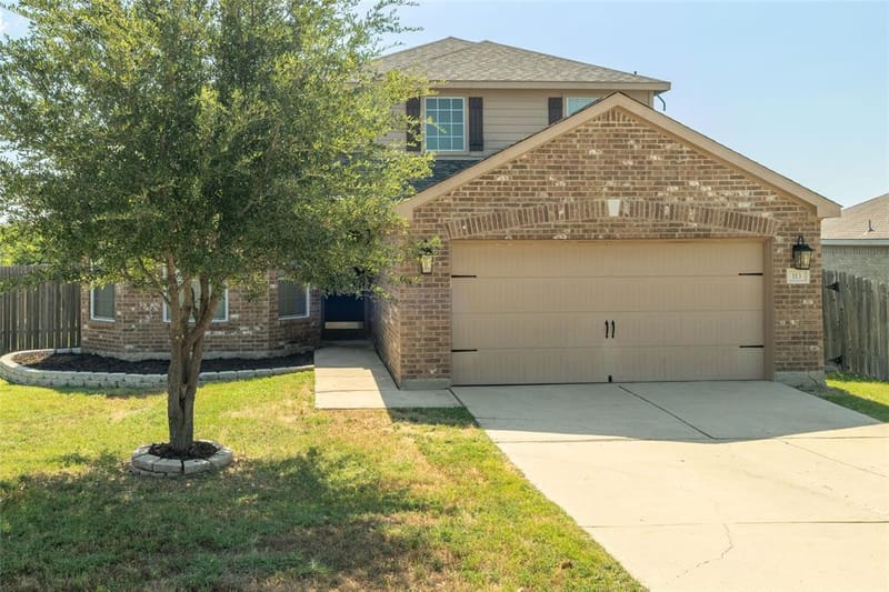 113 Dodge City Court, Newark TX 76071 - Photo 2