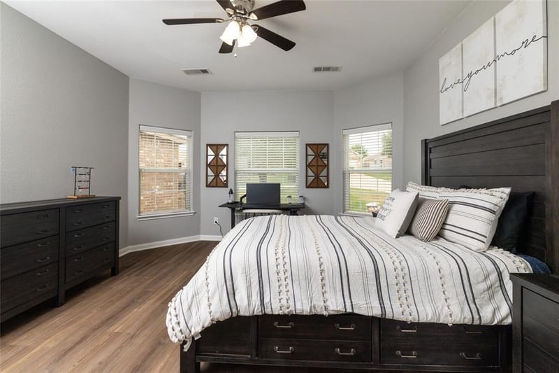 113 Dodge City Court, Newark TX 76071 - Photo 17