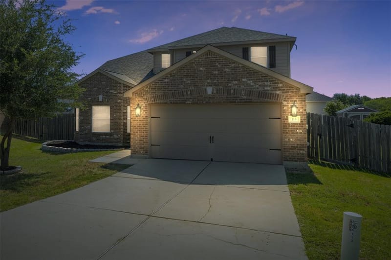 113 Dodge City Court, Newark TX 76071