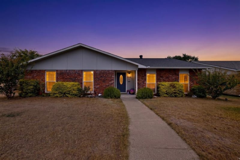 2809 Silverdale Lane, Garland TX 75044