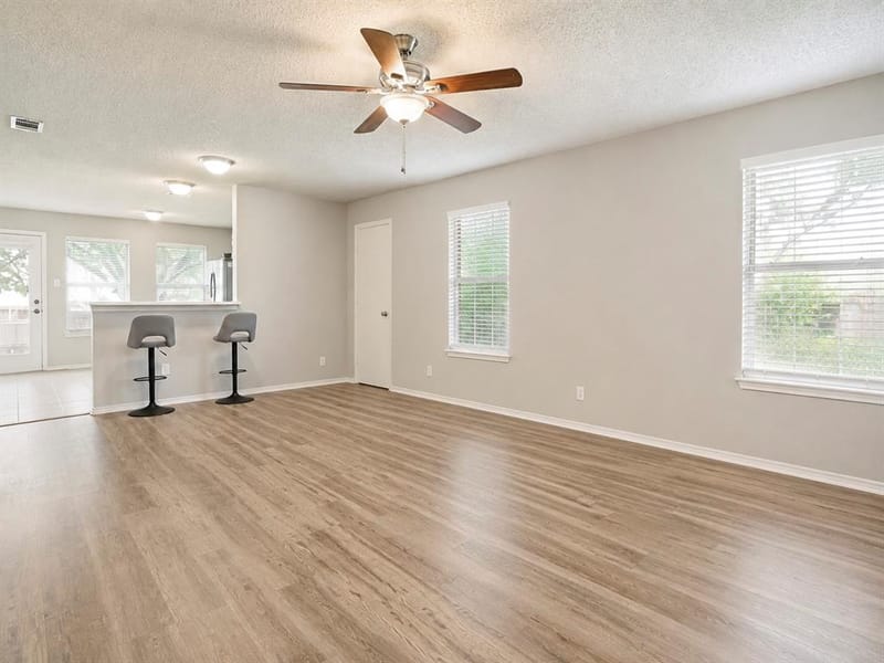 1036 Summit Drive, Justin TX 76247 - Photo 6