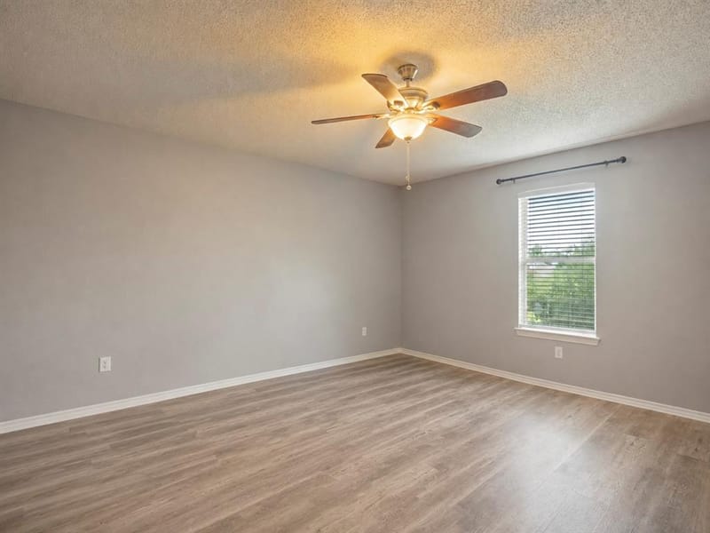 1036 Summit Drive, Justin TX 76247 - Photo 13