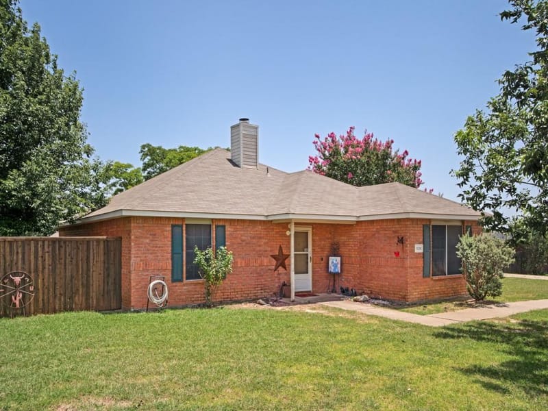 1036 Summit Drive, Justin TX 76247