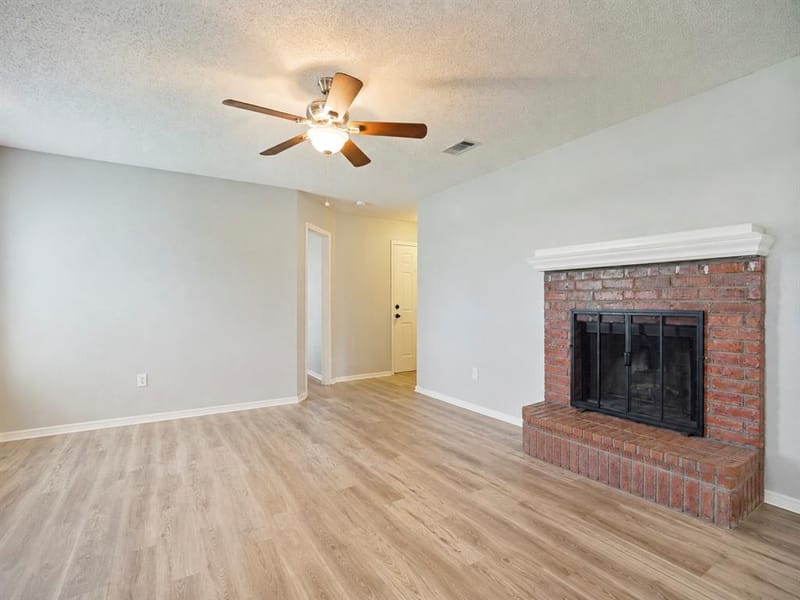 1036 Summit Drive, Justin TX 76247 - Photo 8
