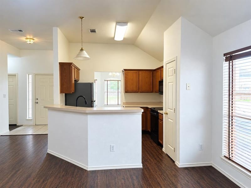 3204 Plumstead Drive, Dallas TX 75228 - Photo 9