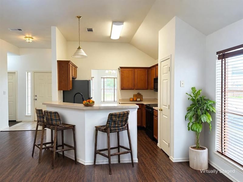 3204 Plumstead Drive, Dallas TX 75228 - Photo 8