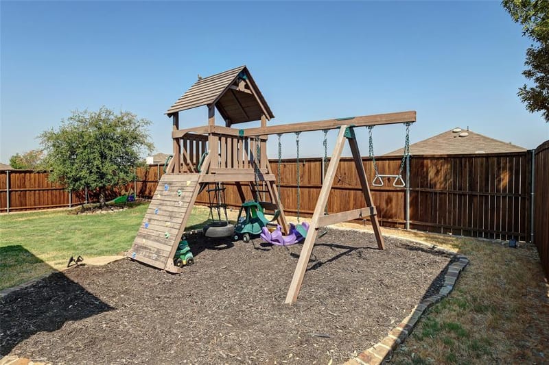 1601 Waggoner Drive, Aubrey TX 76227 - Photo 25