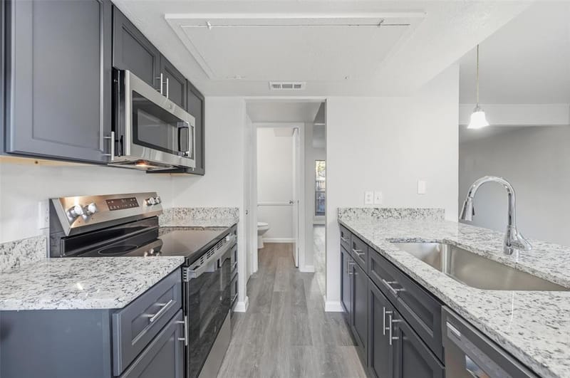 2702 Douglas Avenue # 121, Dallas TX 75219 - Photo 13