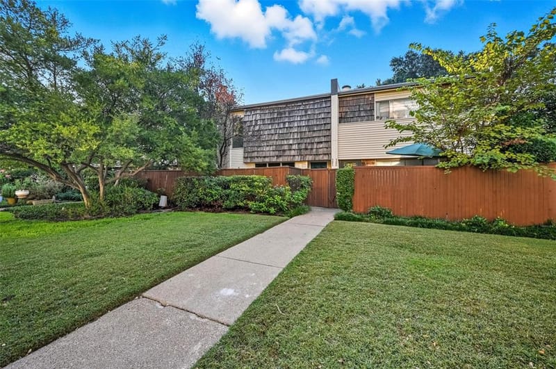 2702 Douglas Avenue # 121, Dallas TX 75219 - Photo 5
