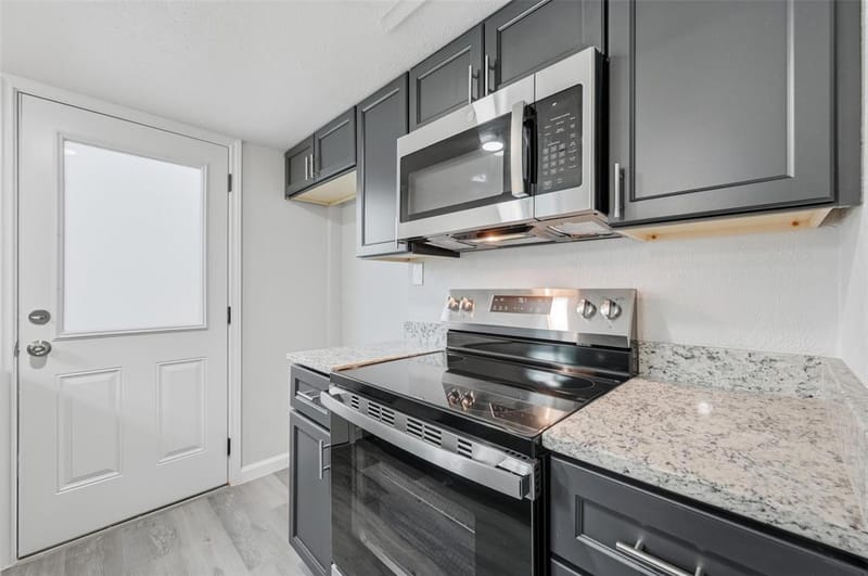 2702 Douglas Avenue # 121, Dallas TX 75219 - Photo 18