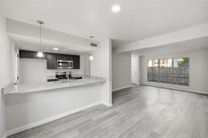 2702 Douglas Avenue # 121, Dallas TX 75219 - Photo 15