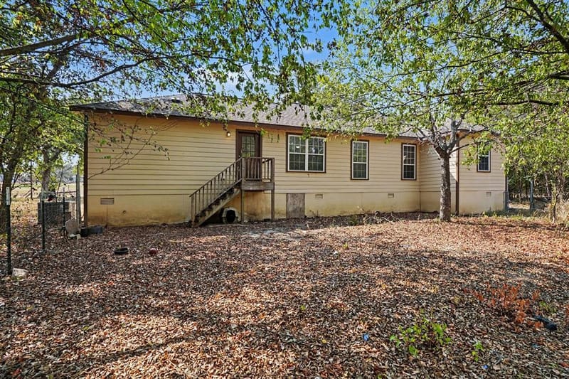 2821 STATE HIGHWAY 101, Bridgeport TX 76426 - Photo 20