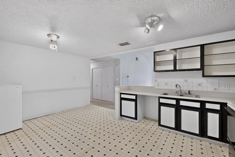 2911 Gray Oak Drive, Euless TX 76039 - Photo 21