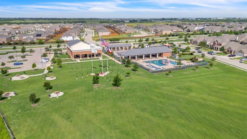1637 Pike Drive, Forney TX 75126 - Photo 37