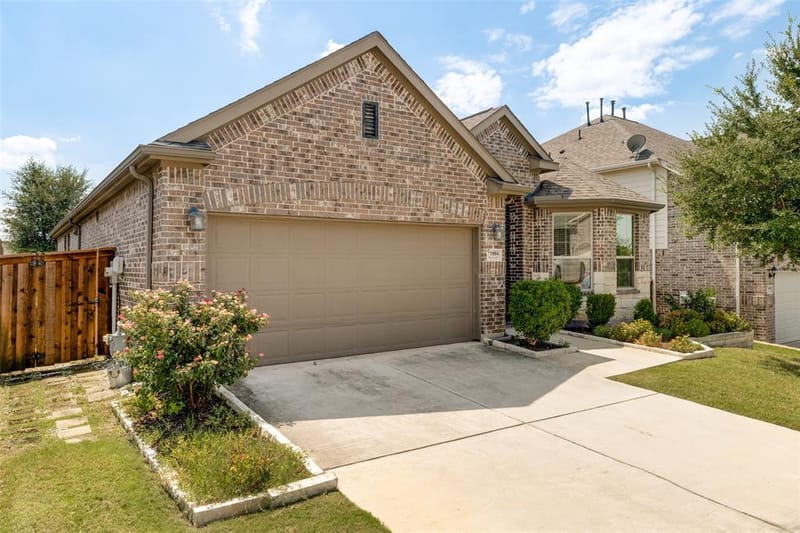 1004 Baynes Drive, McKinney TX 75071