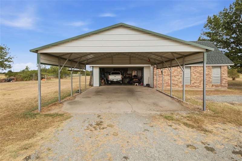6411 W Line Road, Collinsville TX 76240 - Photo 23