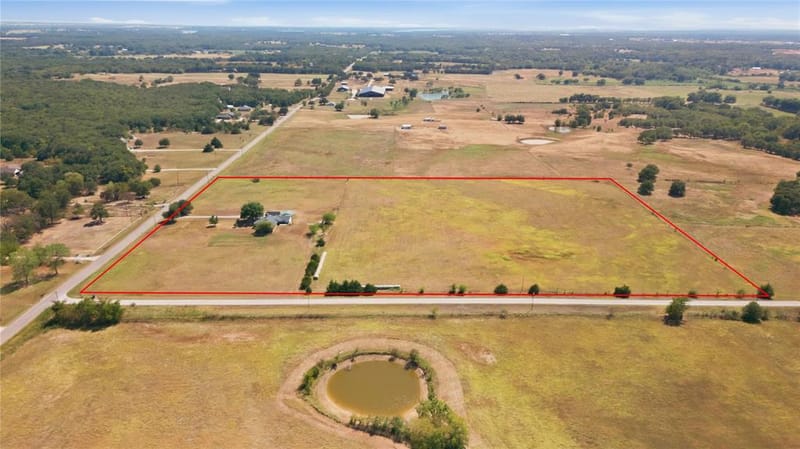 6411 W Line Road, Collinsville TX 76240 - Photo 28