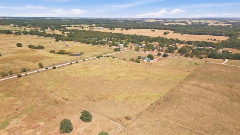 6411 W Line Road, Collinsville TX 76240 - Photo 33