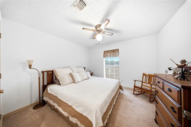 6411 W Line Road, Collinsville TX 76240 - Photo 19
