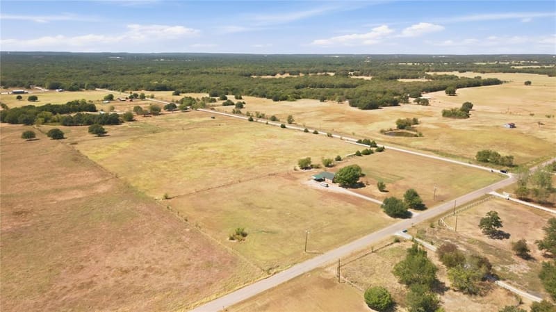 6411 W Line Road, Collinsville TX 76240 - Photo 31