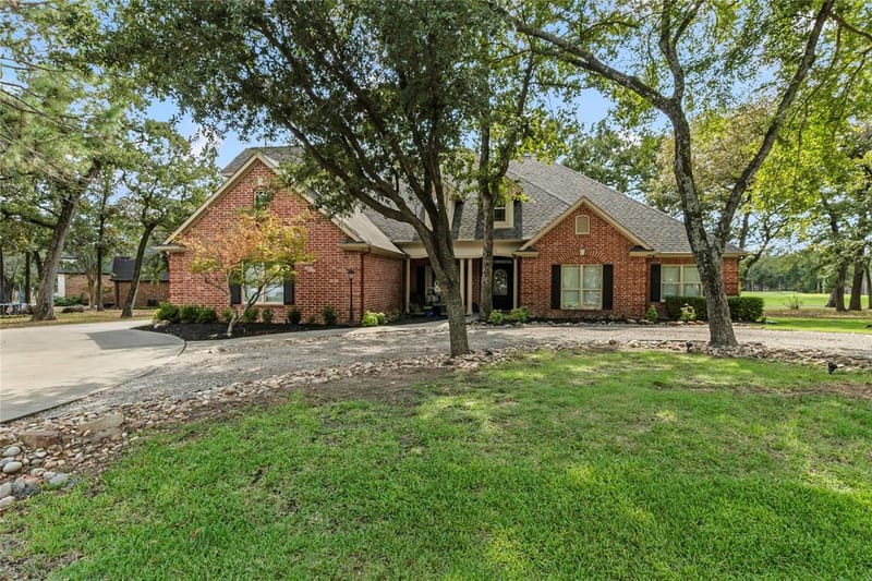 149 Saint Andrews Drive E, Mabank TX 75156