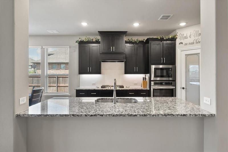 2605 Dylan Lane, Mansfield TX 76063 - Photo 13