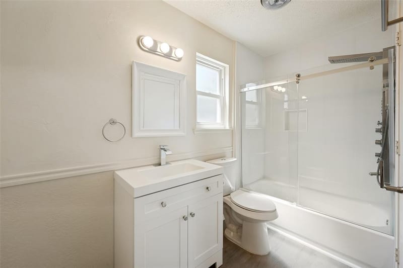 6107 Yorkford Drive, Arlington TX 76001 - Photo 14