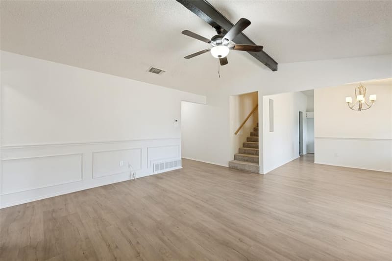 6107 Yorkford Drive, Arlington TX 76001 - Photo 4