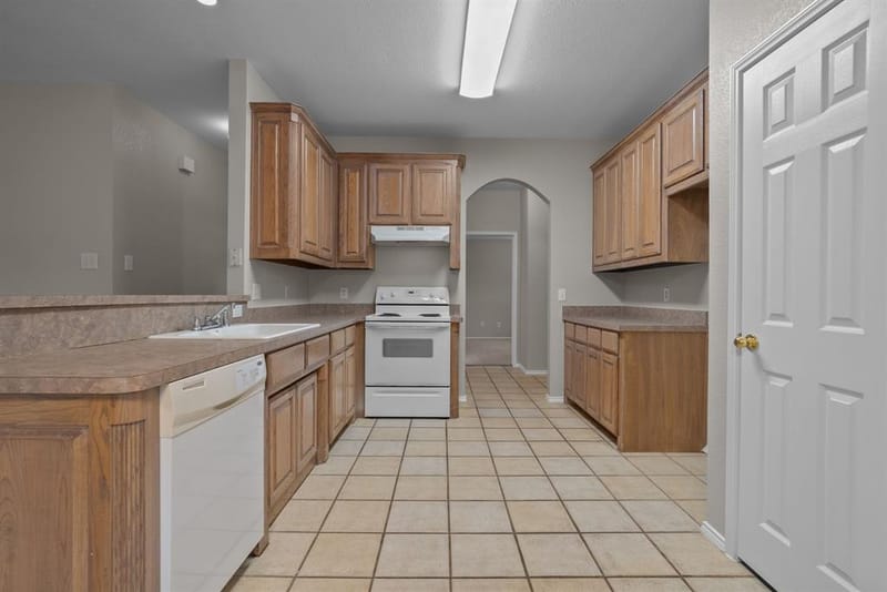 130 Deanna Lane, Weatherford TX 76087 - Photo 6