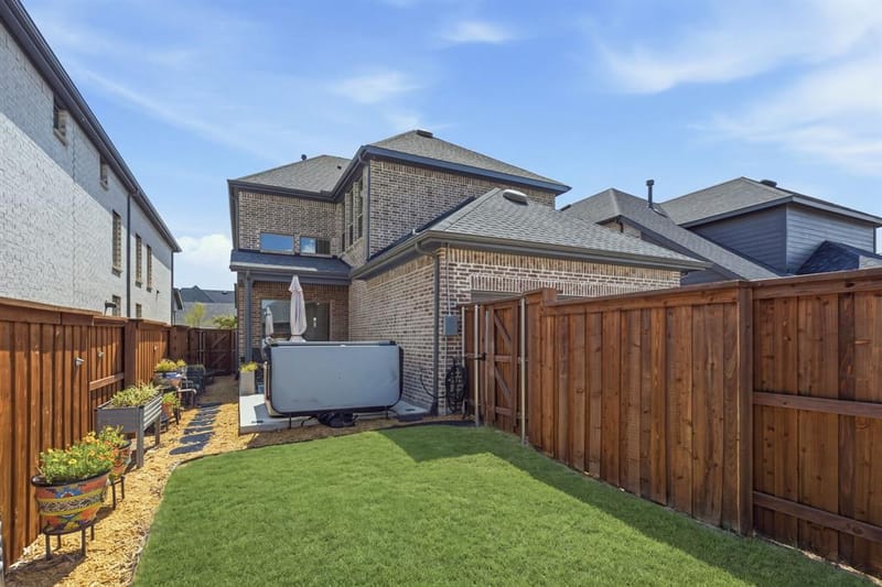 2012 Cuellar Way, Van Alstyne TX 75495 - Photo 30